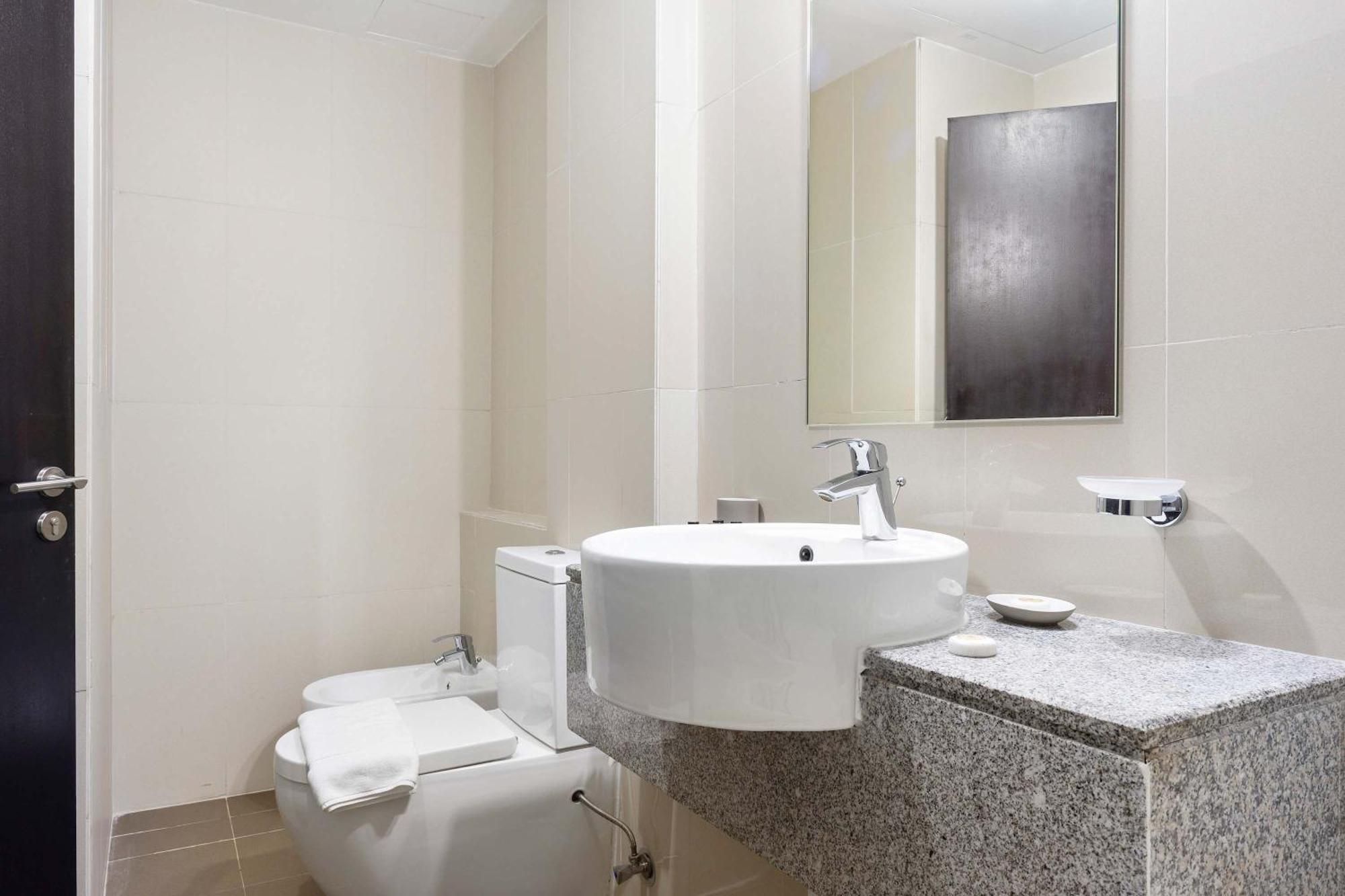 Apartment Silkhaus Chic 1 Bdr Al Fay Park Nearby