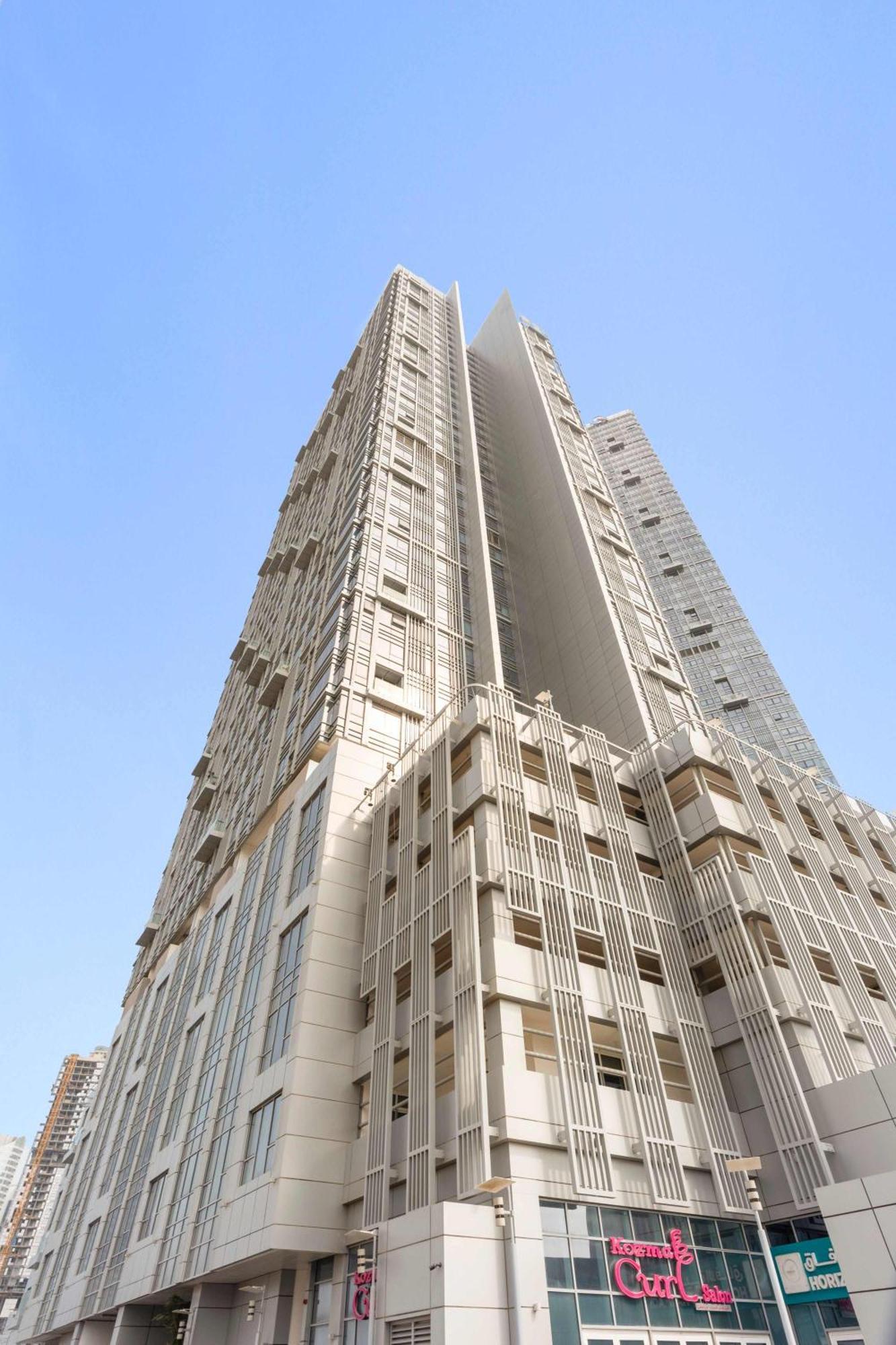 Apartment Silkhaus Chic 1 Bdr Al Fay Park Nearby *